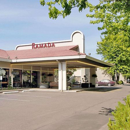 Ramada By Wyndham Portland Airport Hotel Exterior photo